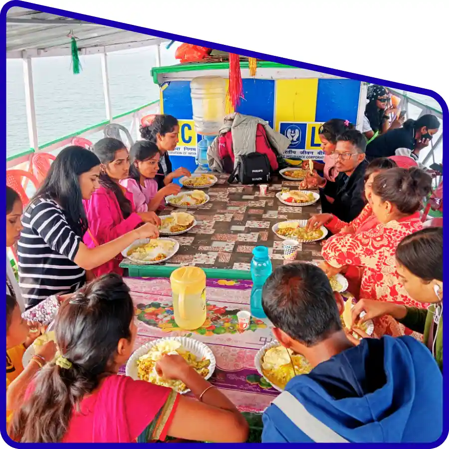 food service during Sundarban tour package